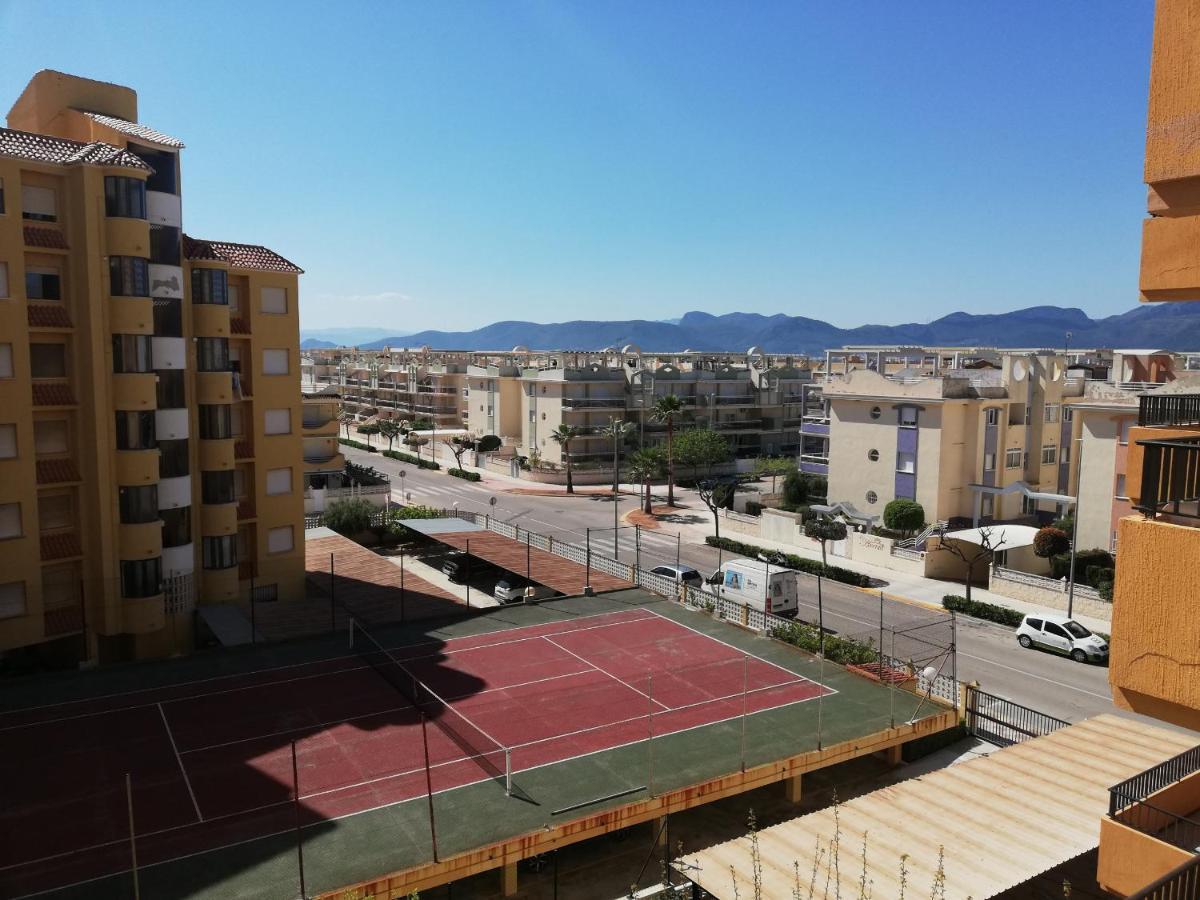 Tamaris Playa Solo Familias Serviplaya Playa De Xeraco Exterior photo
