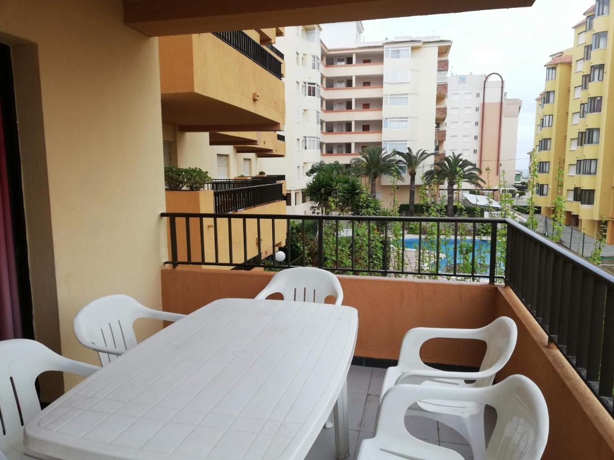 Tamaris Playa Solo Familias Serviplaya Playa De Xeraco Exterior photo
