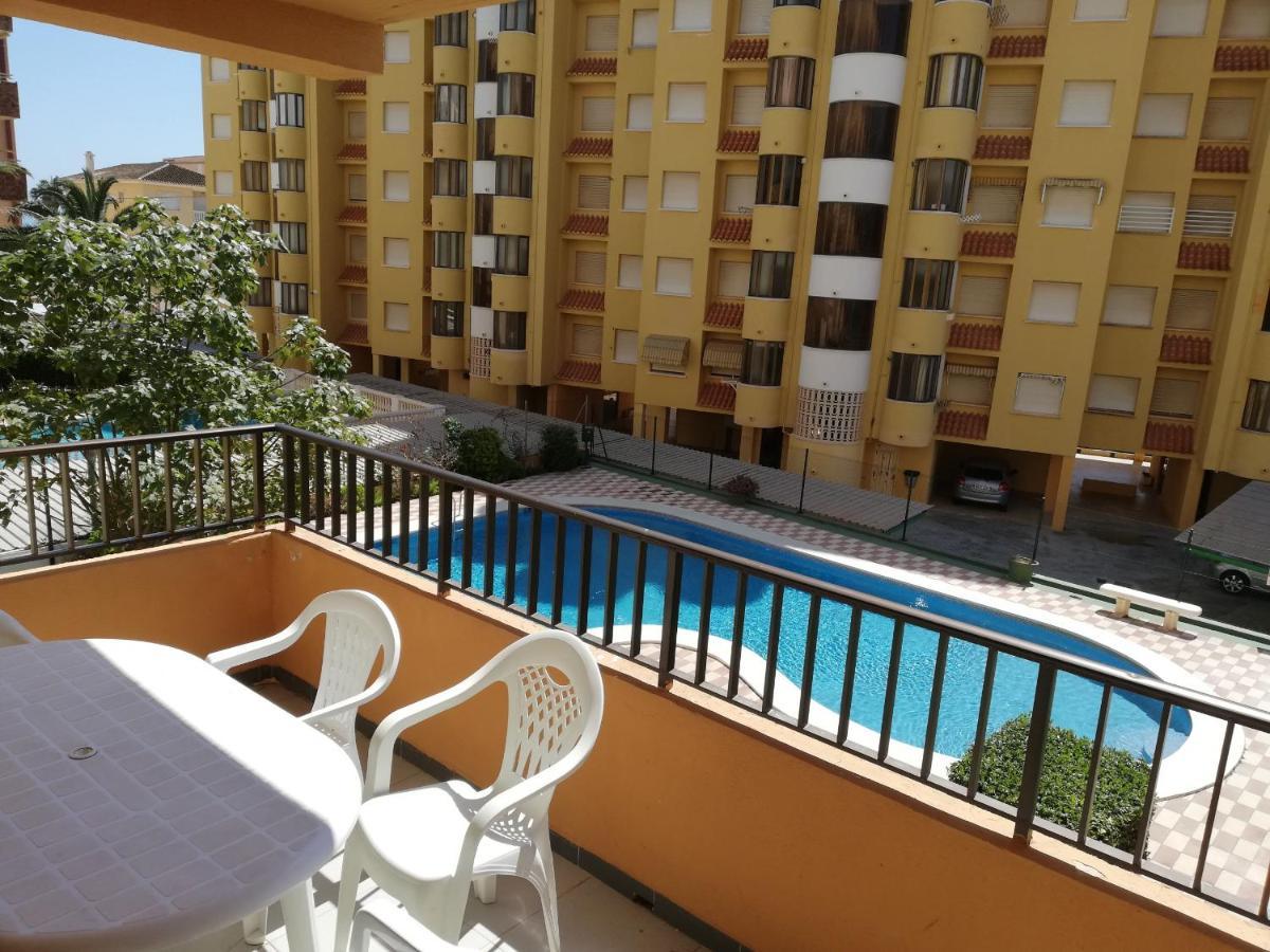 Tamaris Playa Solo Familias Serviplaya Playa De Xeraco Exterior photo